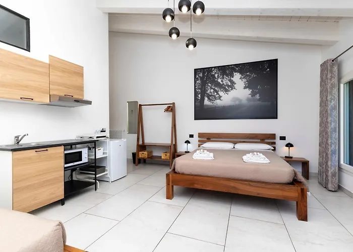 Guest house La Pineta Del Borgo 3*