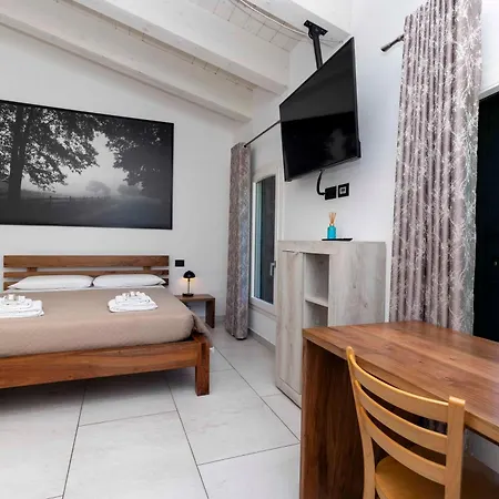 La Pineta Del Borgo Pensión 3*