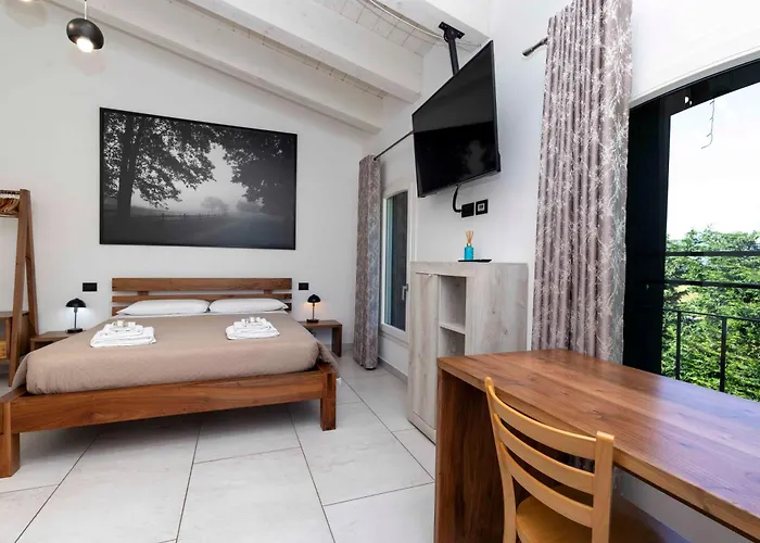 La Pineta Del Borgo Pensionat 3*